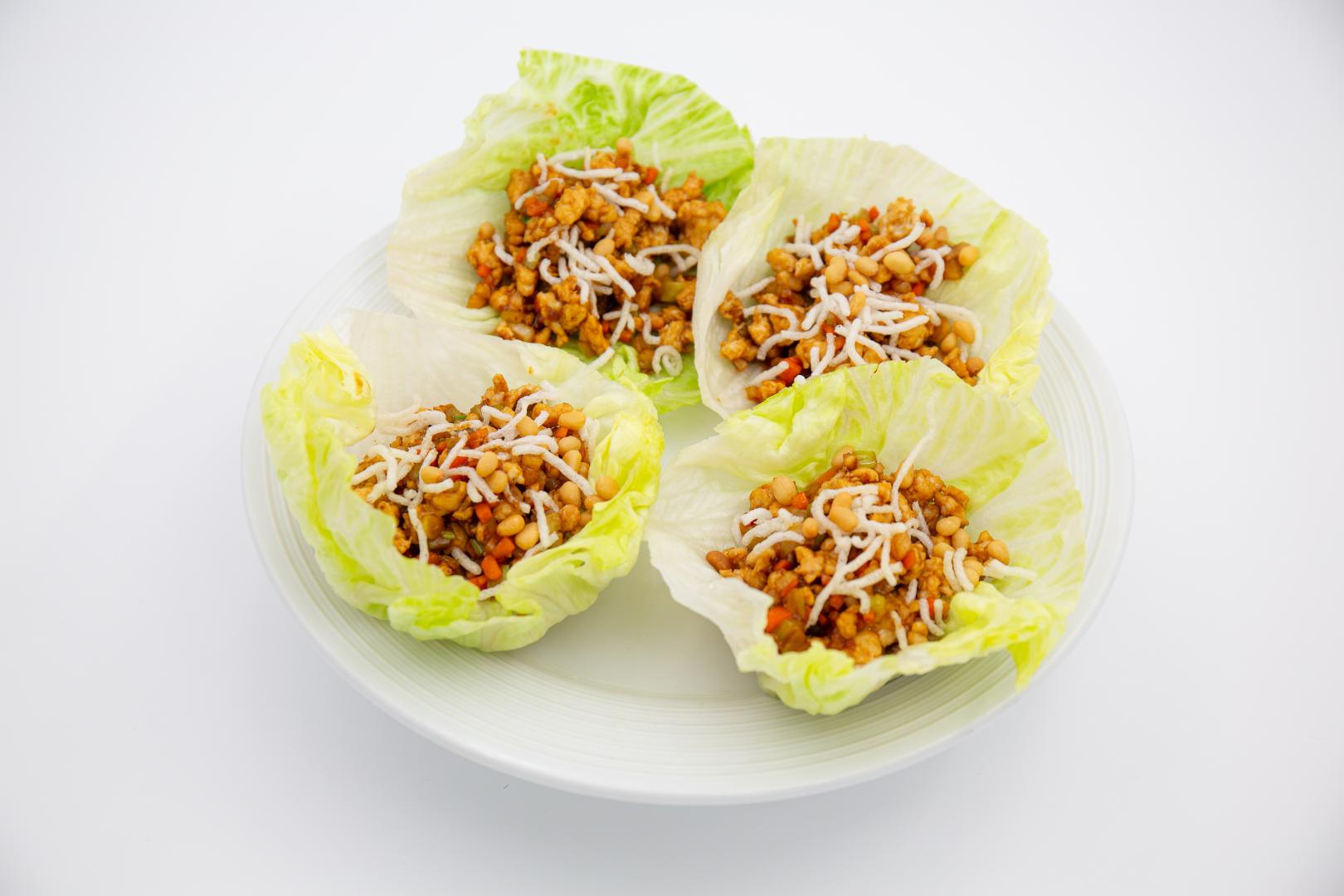 lettuce cup with pine nut chicken
